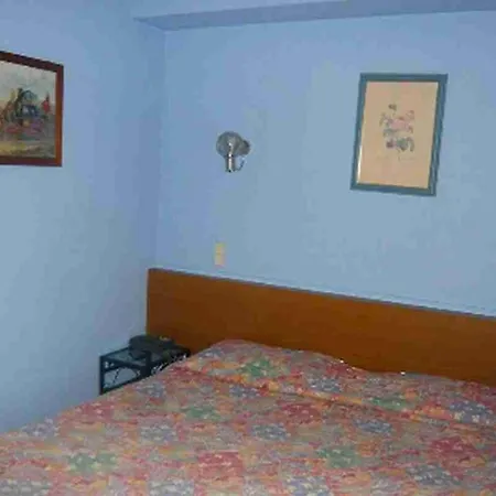 Central Hotel Καν