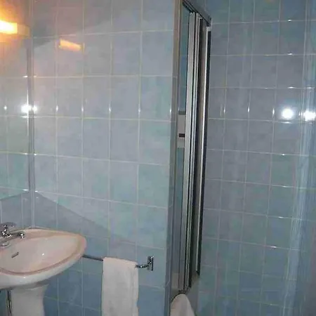 Hotel Central Hotel *