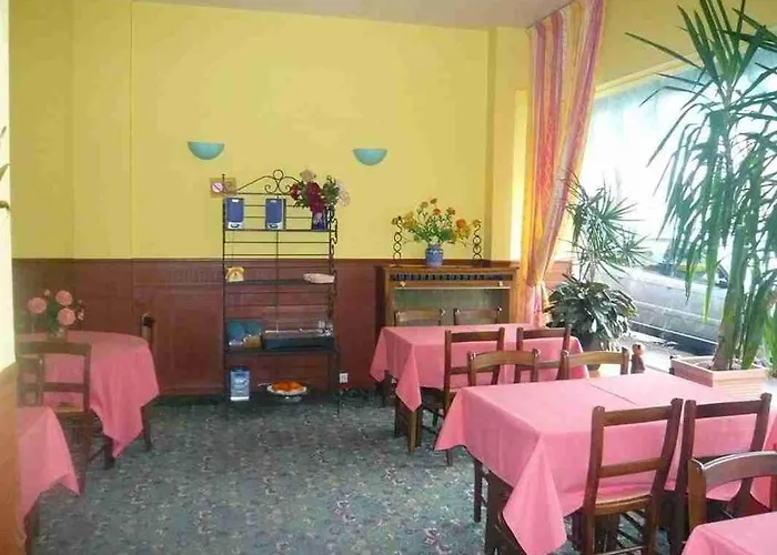 Central Hotel * Caen